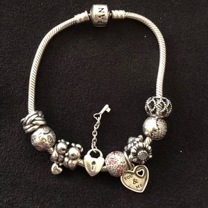 ❤️ Love Themed Pandora Bracelet WITH Charms ❤️